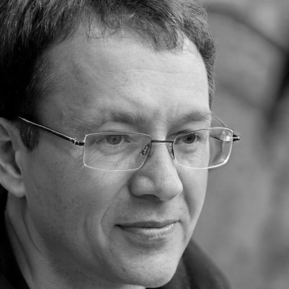 Portrait of Dao Thanh Tung, CFO of manufacturing company